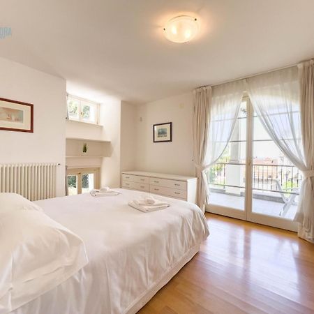 Appartement Cattedrale 5 Tirabora Short Rent à Trieste Extérieur photo