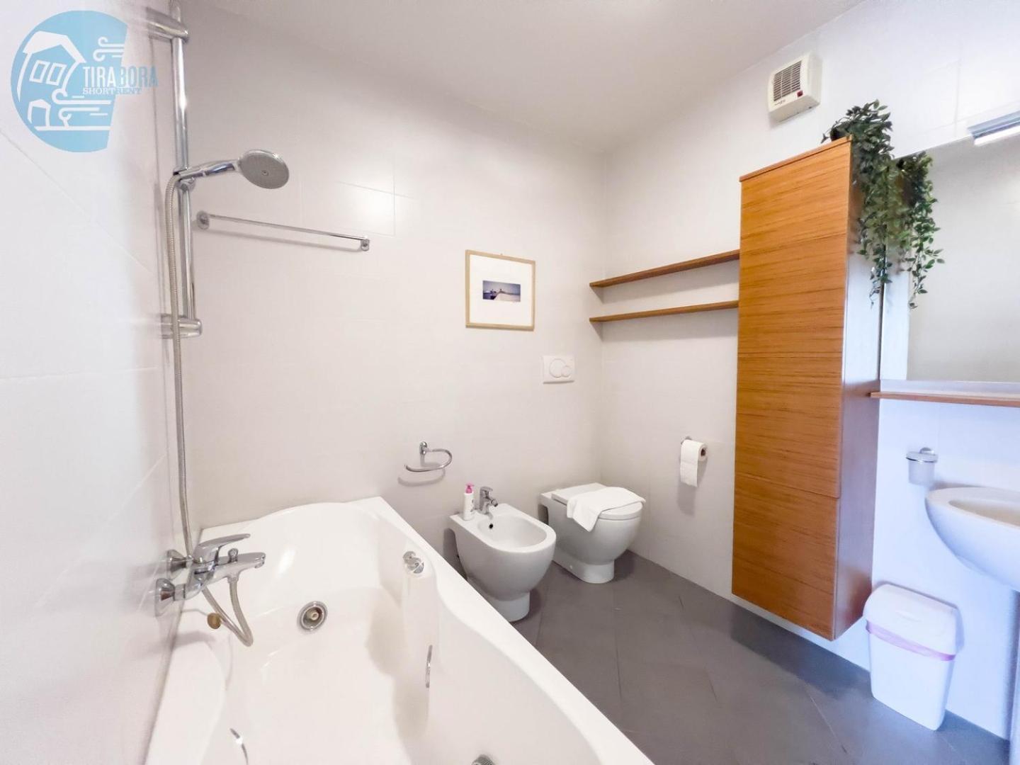 Appartement Cattedrale 5 Tirabora Short Rent à Trieste Extérieur photo
