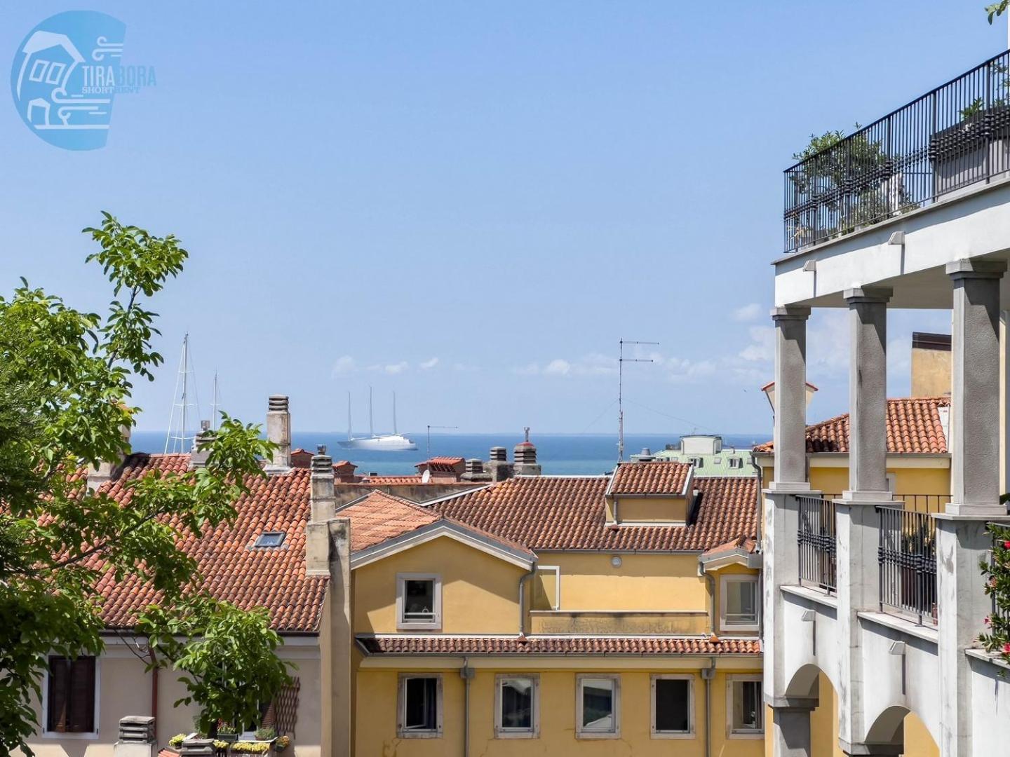 Appartement Cattedrale 5 Tirabora Short Rent à Trieste Extérieur photo